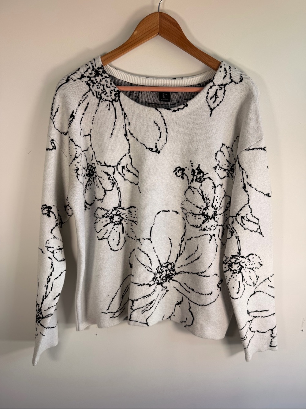 Tahari Cream and Black Knit Sweater with Subtle Floral Pattern